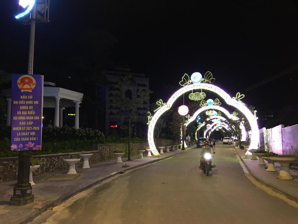 Chan May Tam Ðảo Buitenkant foto