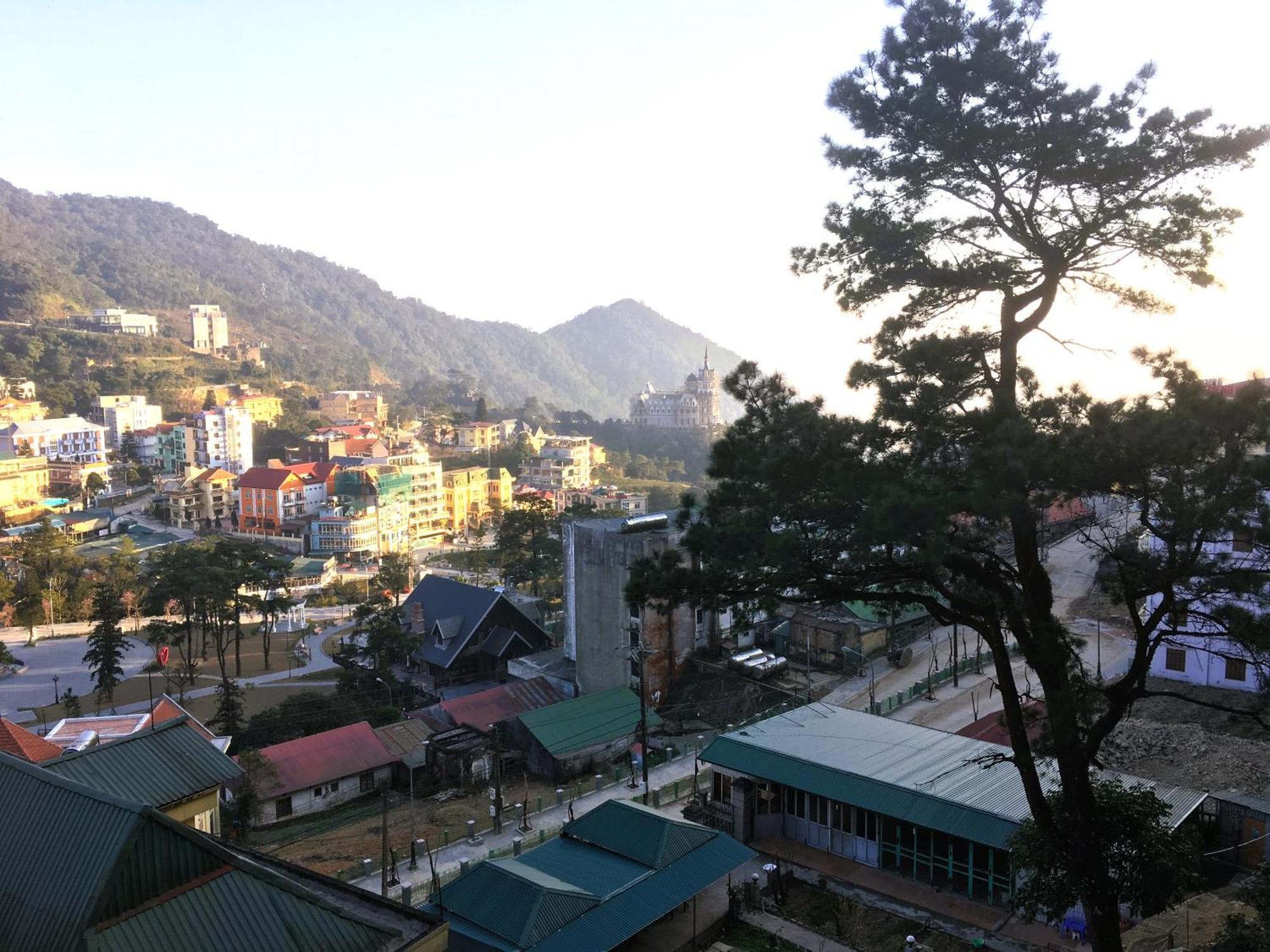 Chan May Tam Ðảo Buitenkant foto