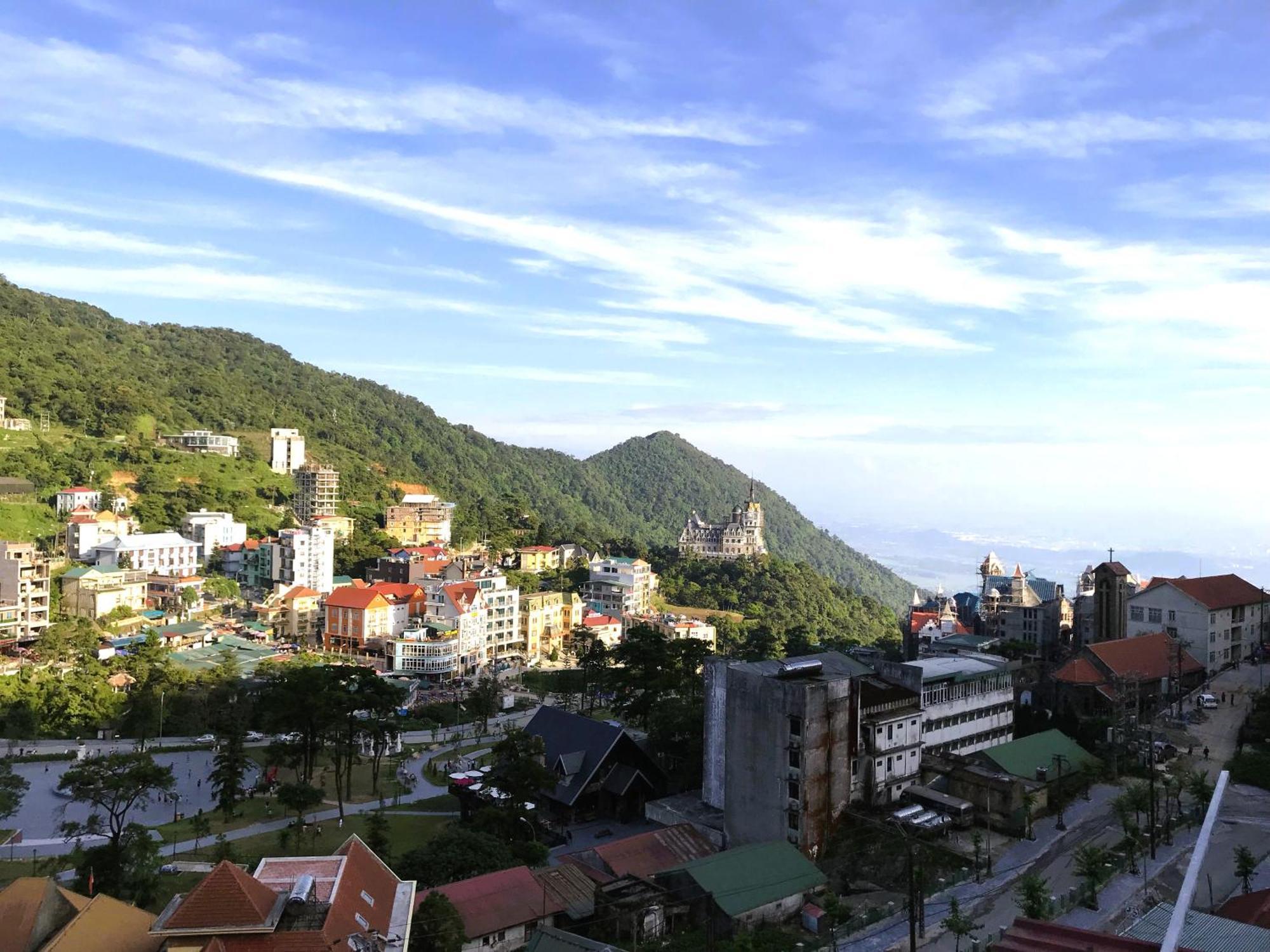 Chan May Tam Ðảo Buitenkant foto
